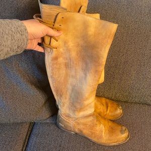 Women’s bed stu boots